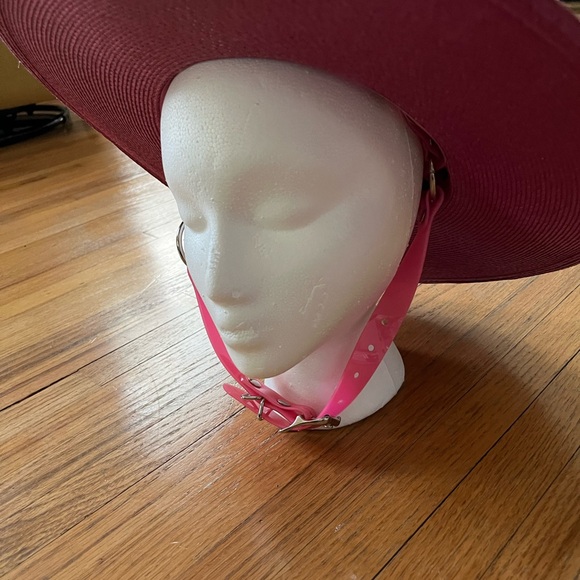 Hot pink cowboy hat with chinstrap! - Picture 4 of 7